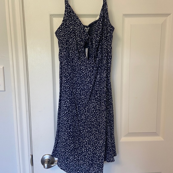 Garage (Large) Fit & Flare Keyhole Dress NWT - Picture 1 of 4